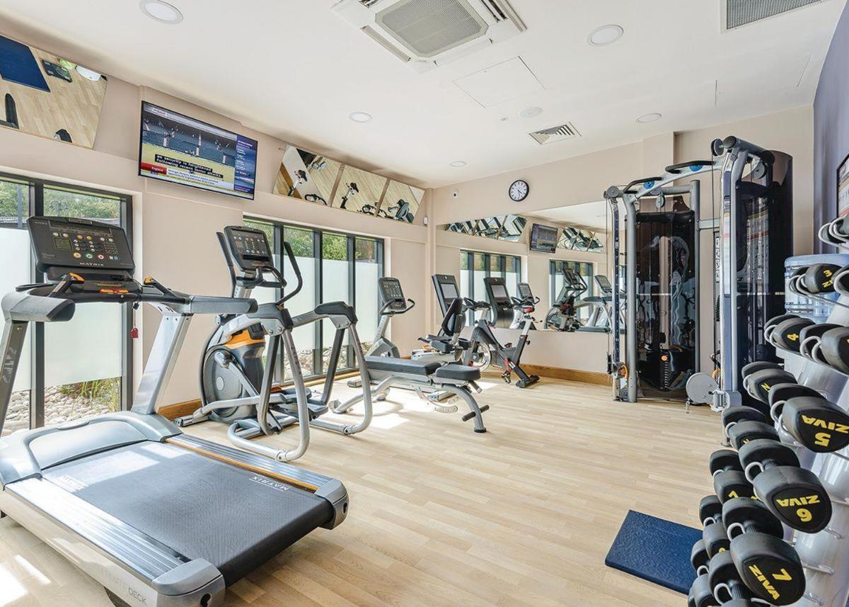 Woodside Bay Lodge Retreat Вуттон-Бридж Экстерьер фото